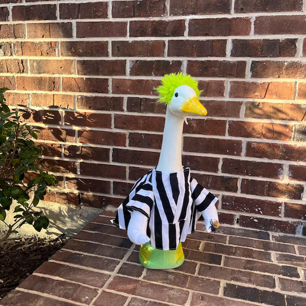🦢VALORS TOP™Halloween Costume Porch Goose Outfit for 23" Plastic/ Cement Goose Statues